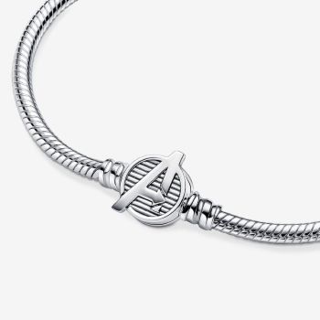 590784C00 Pandora Moments marvel The Avengers logo Clasp snake chain bracelet