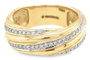 10ct yellow gold 0.32ct diamond set ripple ring